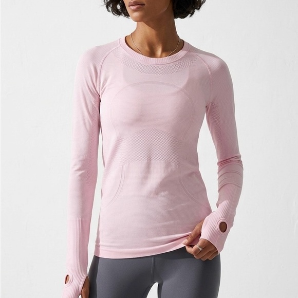 lululemon athletica Tops - Lululemon Swiftly Tech LS 2.0 Crew 🍓 Strawberry Milkshake Size 8 EUC